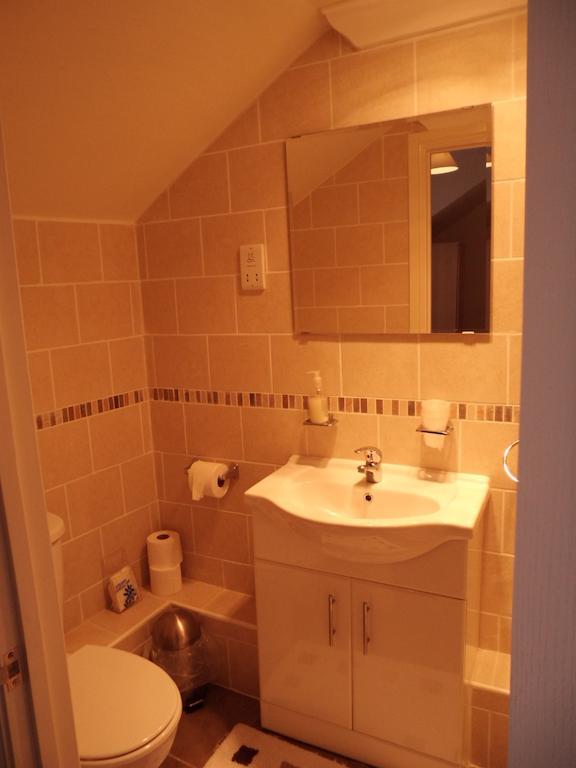מריפורט The Golden Lion Hotel מראה חיצוני תמונה